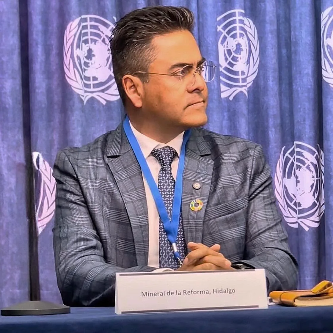 Lalo Medécigo participando en un encuentro internacional